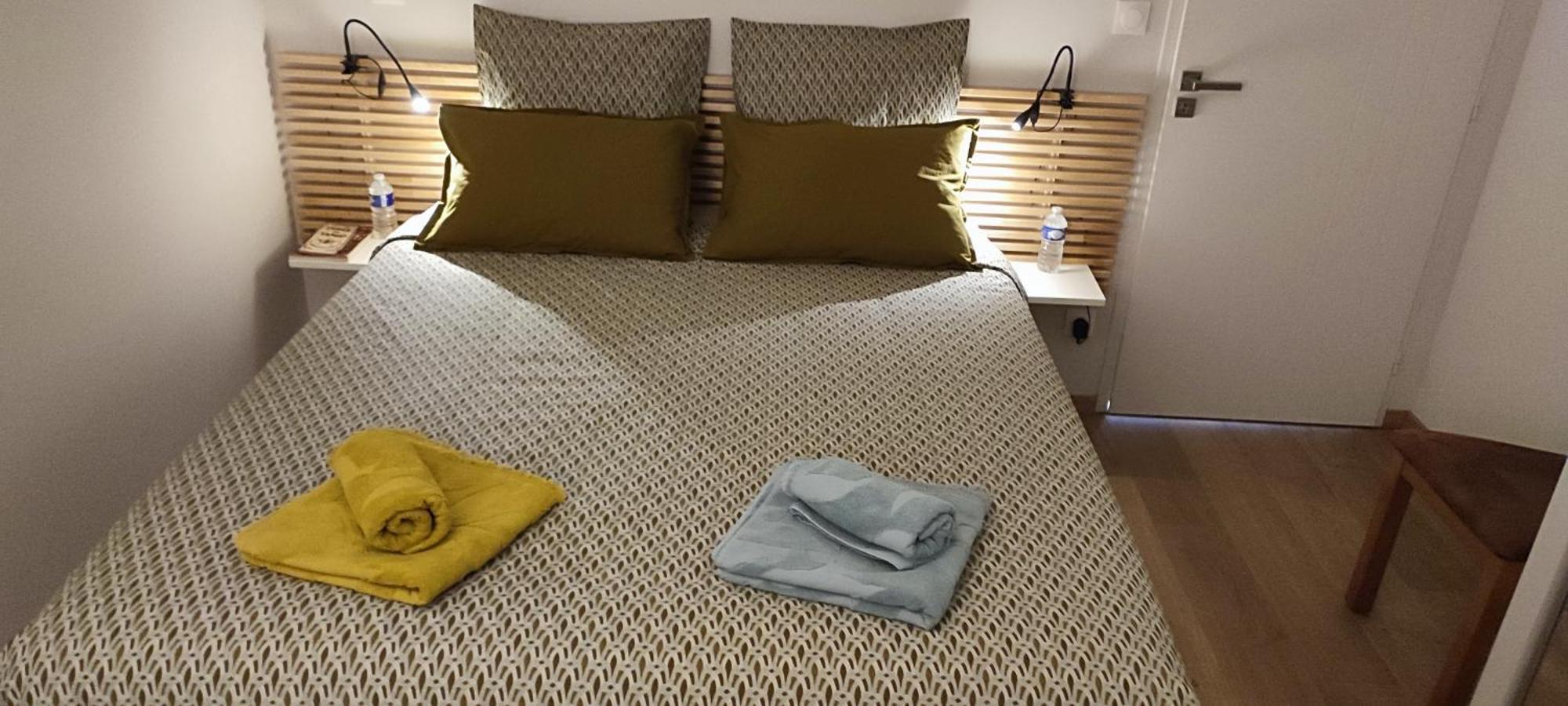 Du Cote De Chez Paule, Chambre Avec Entree Independante Et Salle D'Eau Privative Séméac Eksteriør bilde